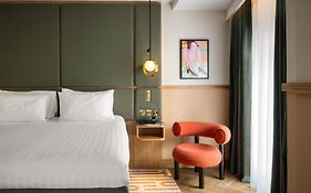 Carlton George Hotel